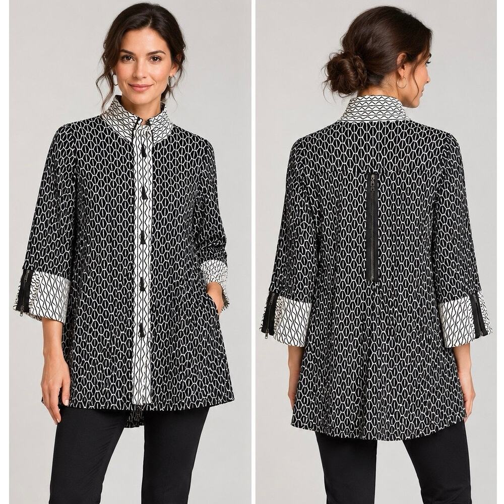 Ali Miles Black White Geometric Textured Tunic Top Bell Sleeve Art to Wear M